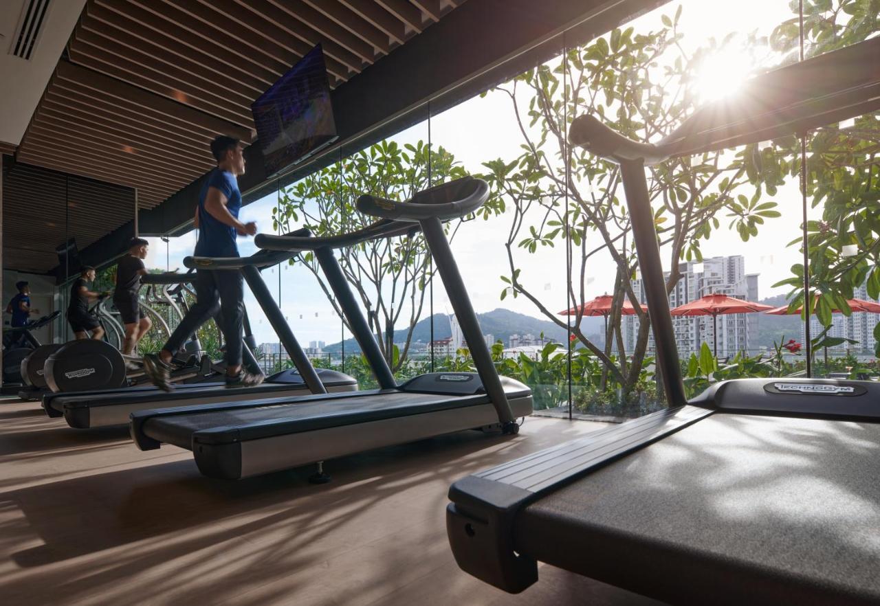 Hotel Amari Spice Penang Bayan Lepas Esterno foto The gym at The Park